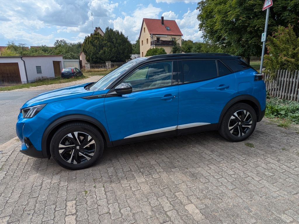 Bild des Angebotes Peugeot e-2008 GT | 136PS | 45.500km | EZ 12/22