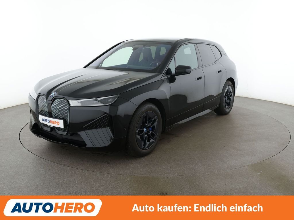 Bild des Angebotes BMW iX iX 40 xDrive *NAV*HUD*ACC*360CAM*PDC*SHZ*ALU*