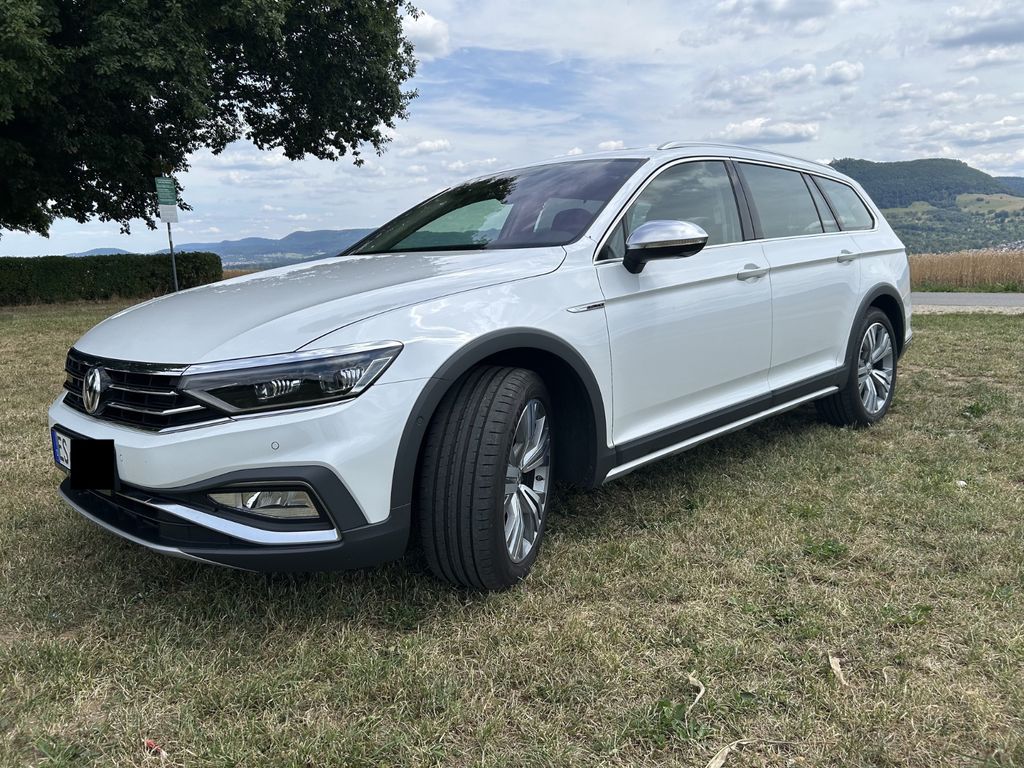Bild des Angebotes Volkswagen Passat Alltrack 2.0 TDI 240PS DSG 4M Voll 8-fach