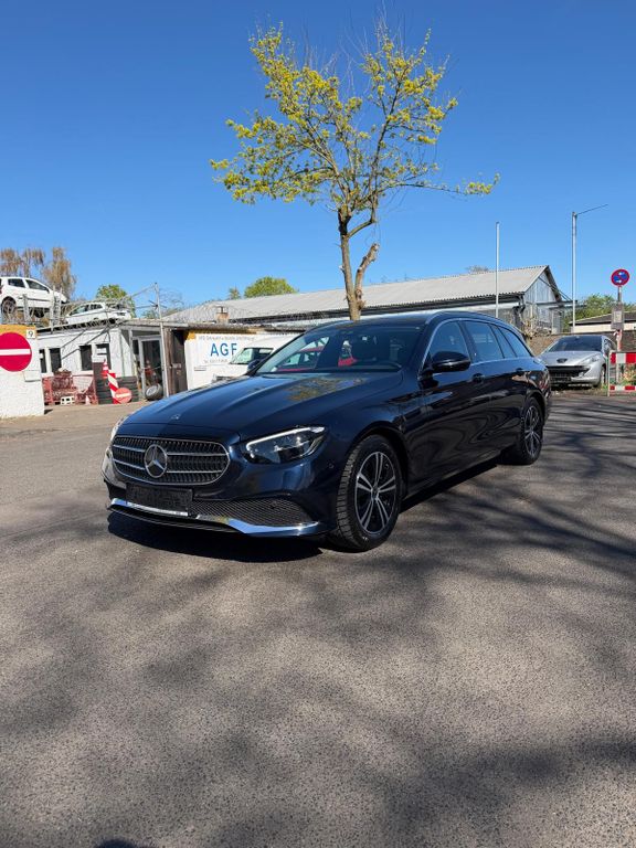 Bild des Angebotes Mercedes-Benz E 200 E T-Modell E 200 d