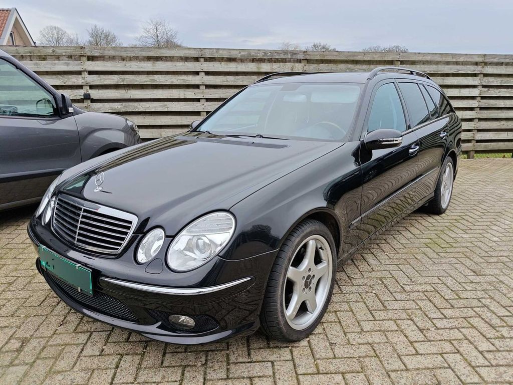 Bild des Angebotes Mercedes-Benz E 500 T-Model AMG Line Avantgarde AHK/Xen./Leder