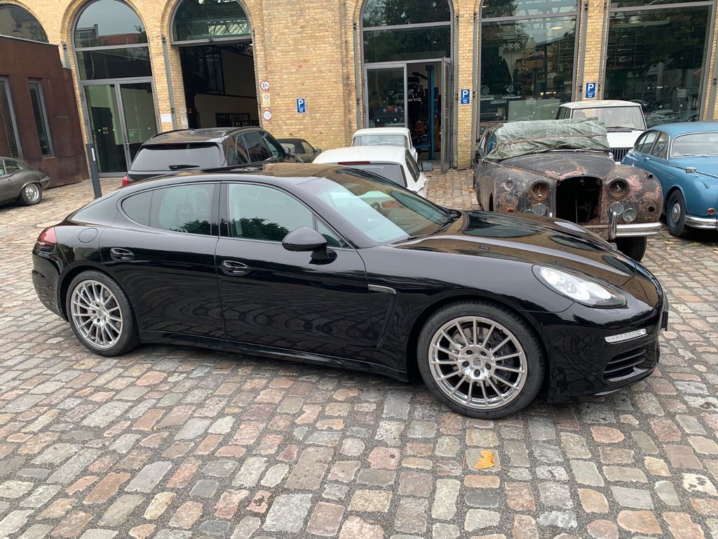 Porsche Panamera 4 970 Facelift HU/Service Neu
