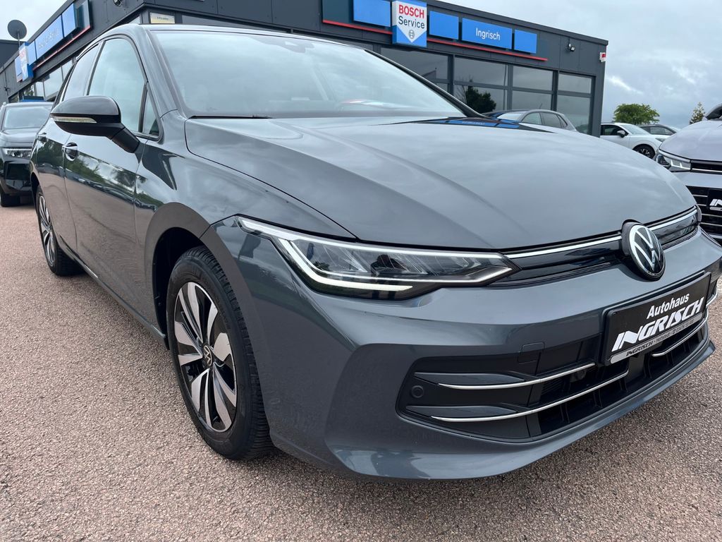 Bild des Angebotes Volkswagen Golf VIII Lim. 1.5 TSI Goal mit NAVI+PDC+LED