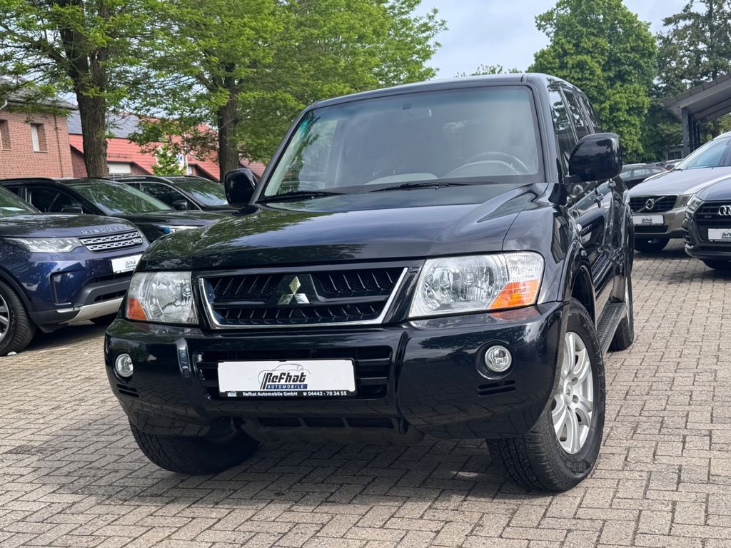 Mitsubishi Pajero 3.2 DI-D Liberty*AHK*7-SITZER*