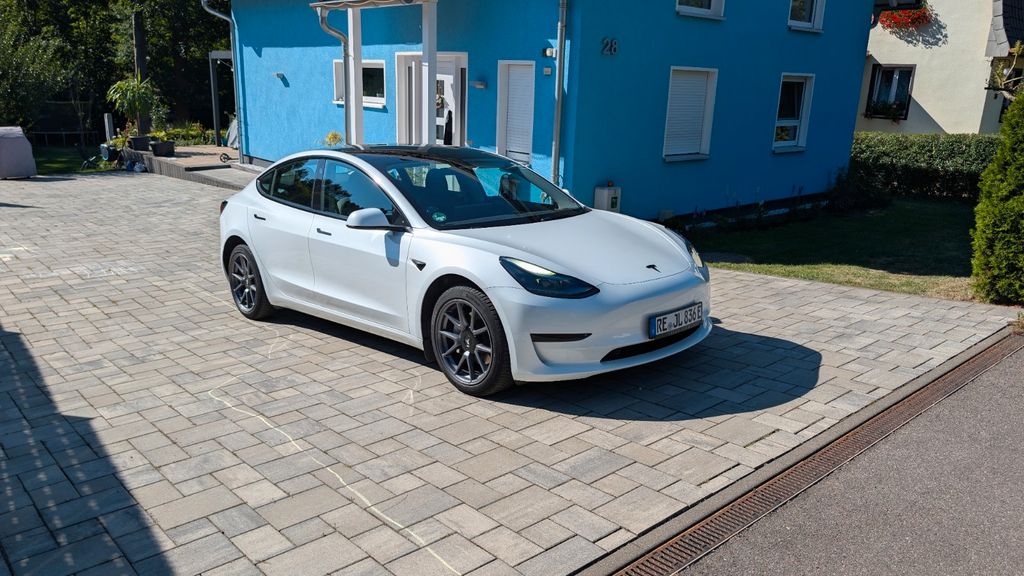 Bild des Angebotes Tesla Model 3 RWD|LFP| Ryzen |SOH 95,81%| Matrix LED