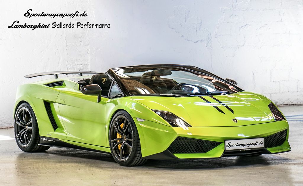 Bild des Angebotes Lamborghini Performante 50 Jahre Sondermodell UNFALLFREI
