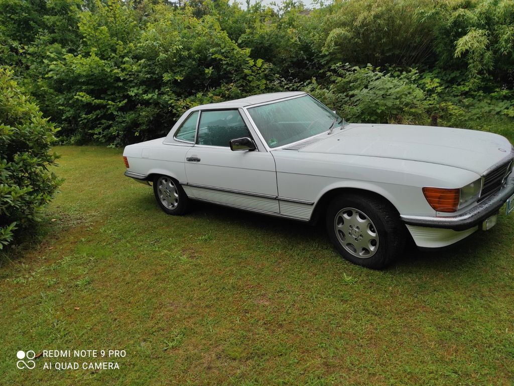 Bild des Angebotes Mercedes-Benz 300 SL/ 107 Autom Harttop . Deutsche Ausführung.
