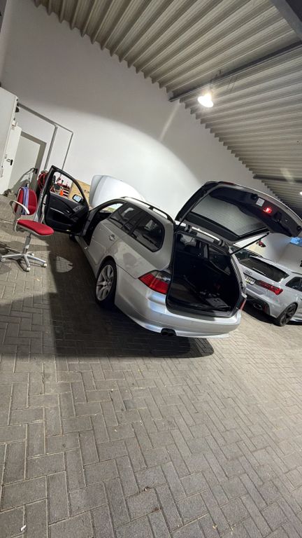 Bild des Angebotes BMW 545i A touring -