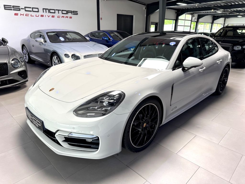 Porsche PANAMERA GTS PANO CARBON SPORT-DESIGN BOSE 21"
