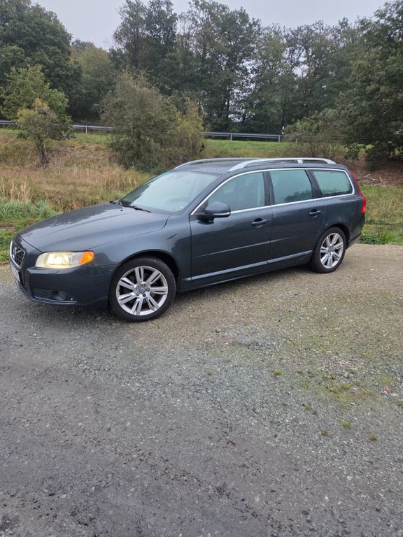 Bild des Angebotes Volvo V70 D5 Geartronic Edition Edition