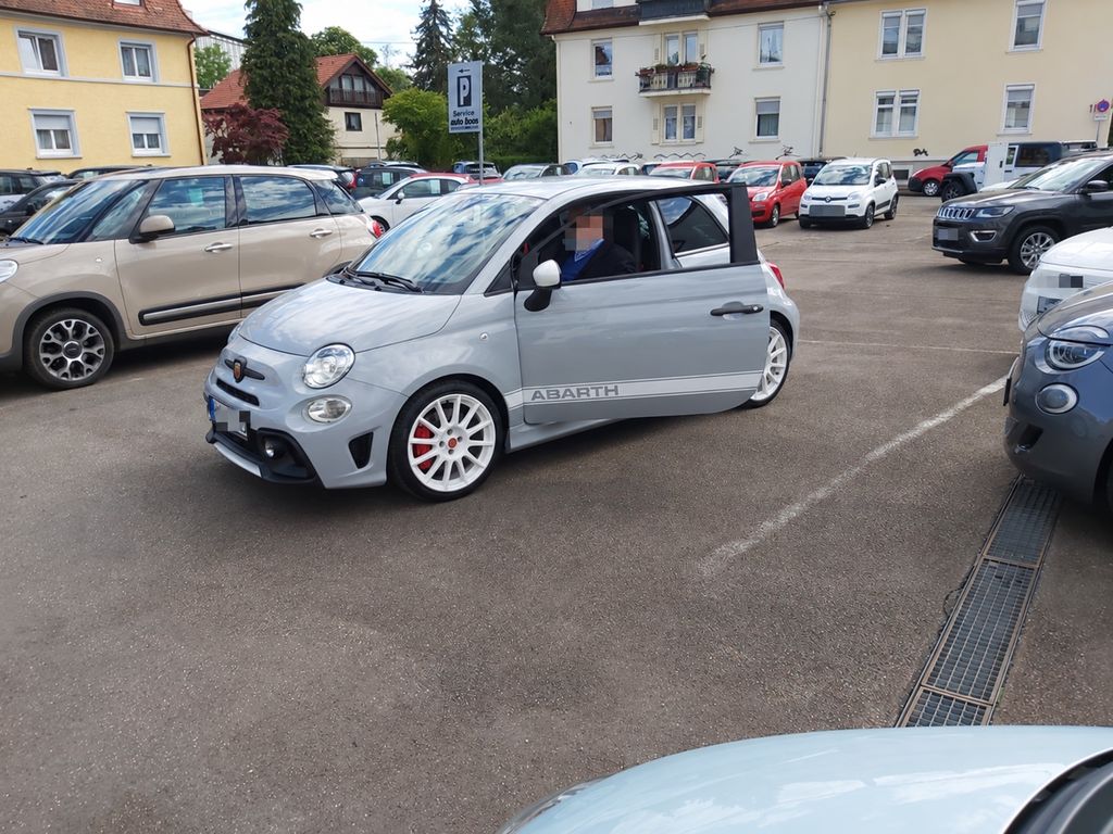 Bild des Angebotes Abarth 595 Essesse - 70th Anniversary | Akrapovič