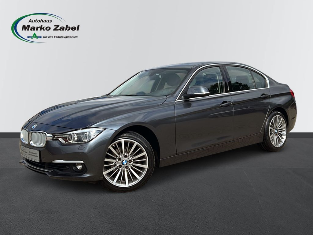 Bild des Angebotes BMW 330 i xDrive Luxury Line Navi Leder LED 18 Zoll
