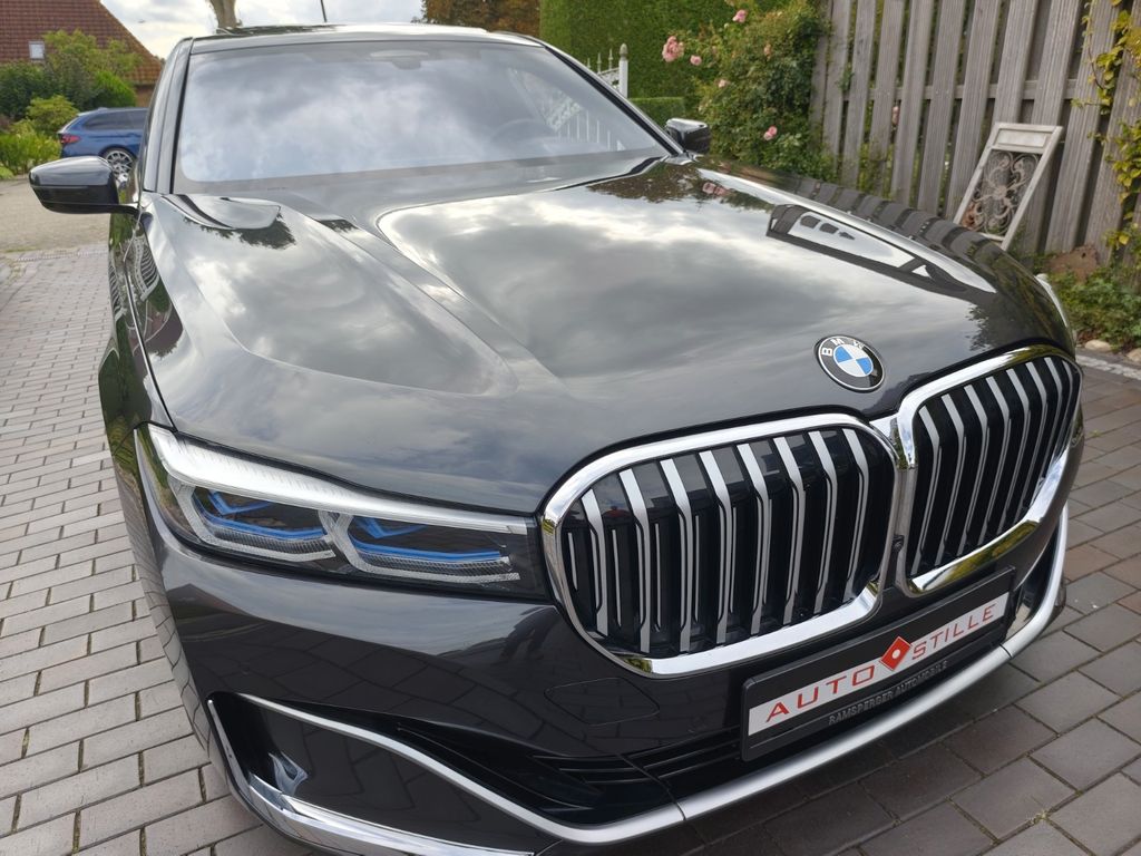 Bild des Angebotes BMW 750i V8 Bi-Turbo°Nappa°Laser°el.AHK°Garantie