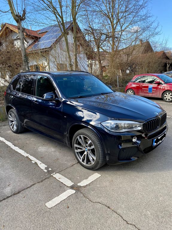 Bild des Angebotes BMW X5 xDrive40d - M Paket LED