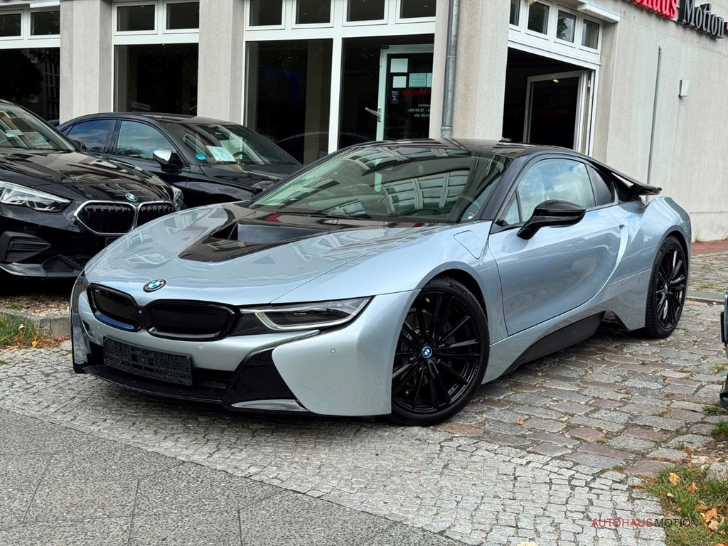 Bild des Angebotes BMW i8 Coupe LED HUD SHZ LEDER KOLLISIONWARNER