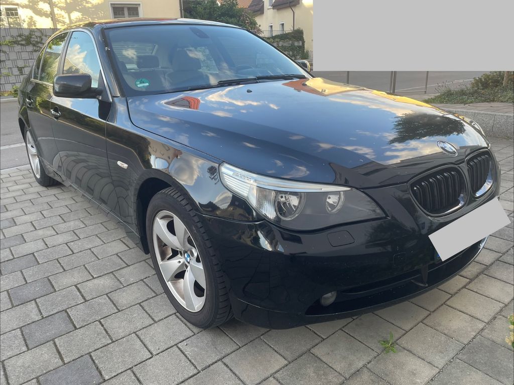 Bild des Angebotes BMW 523i -