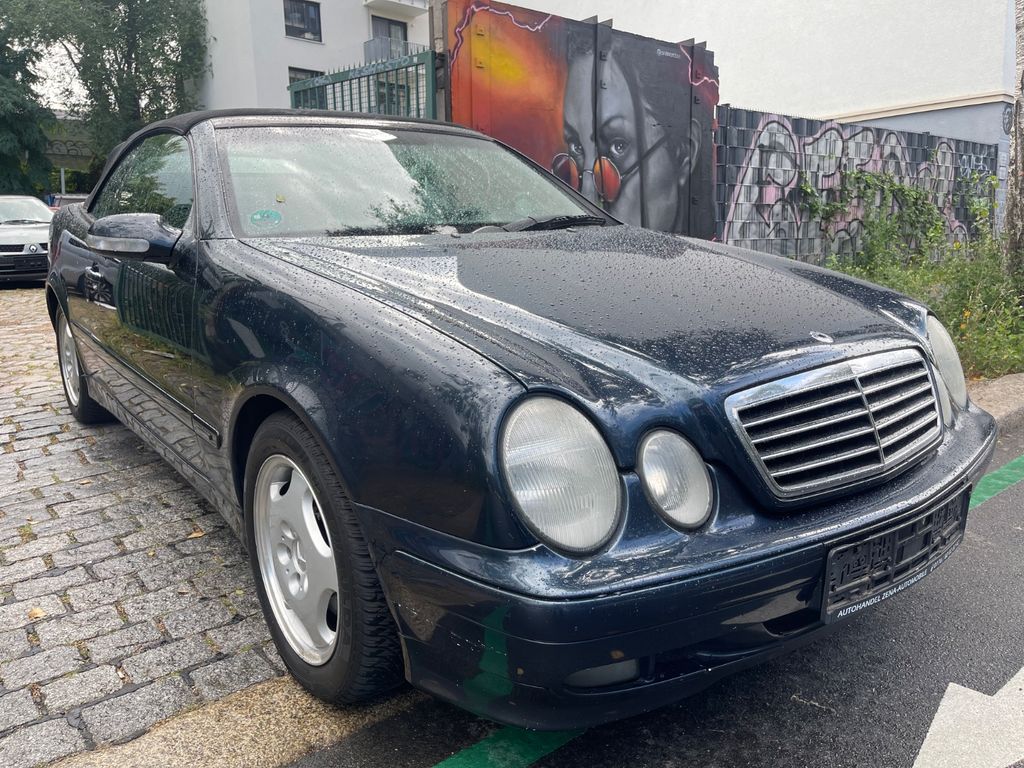 Bild des Angebotes Mercedes-Benz CLK 320