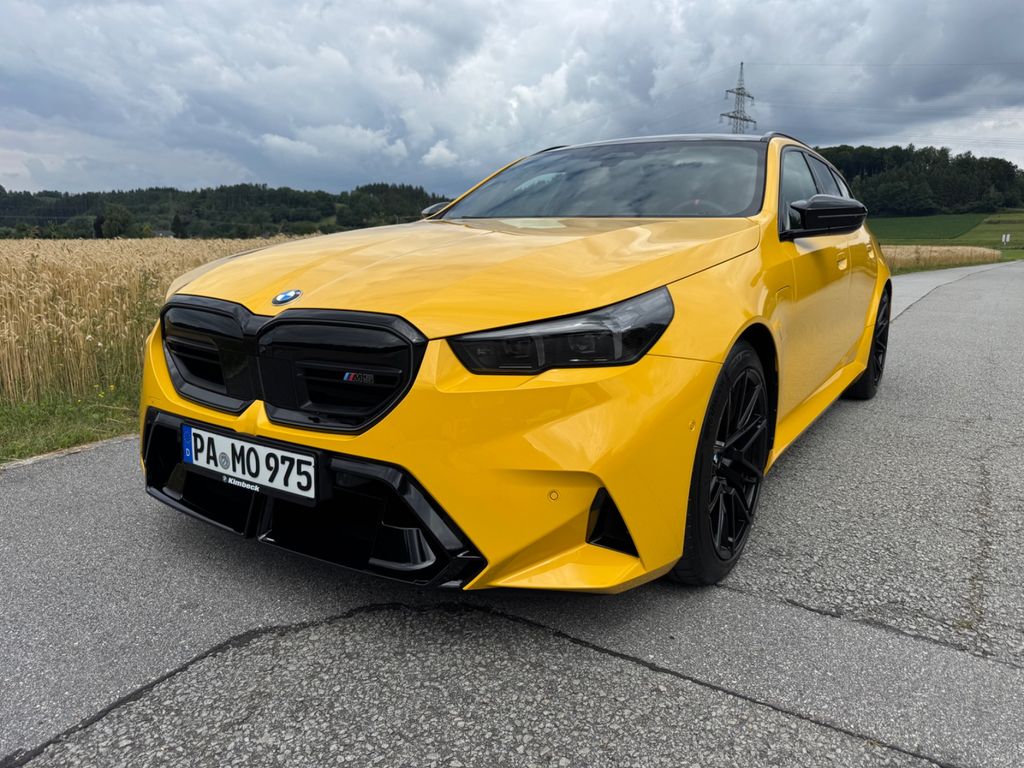 Bild des Angebotes BMW M5 Plug-In Hybrid xDrive 0,5 %