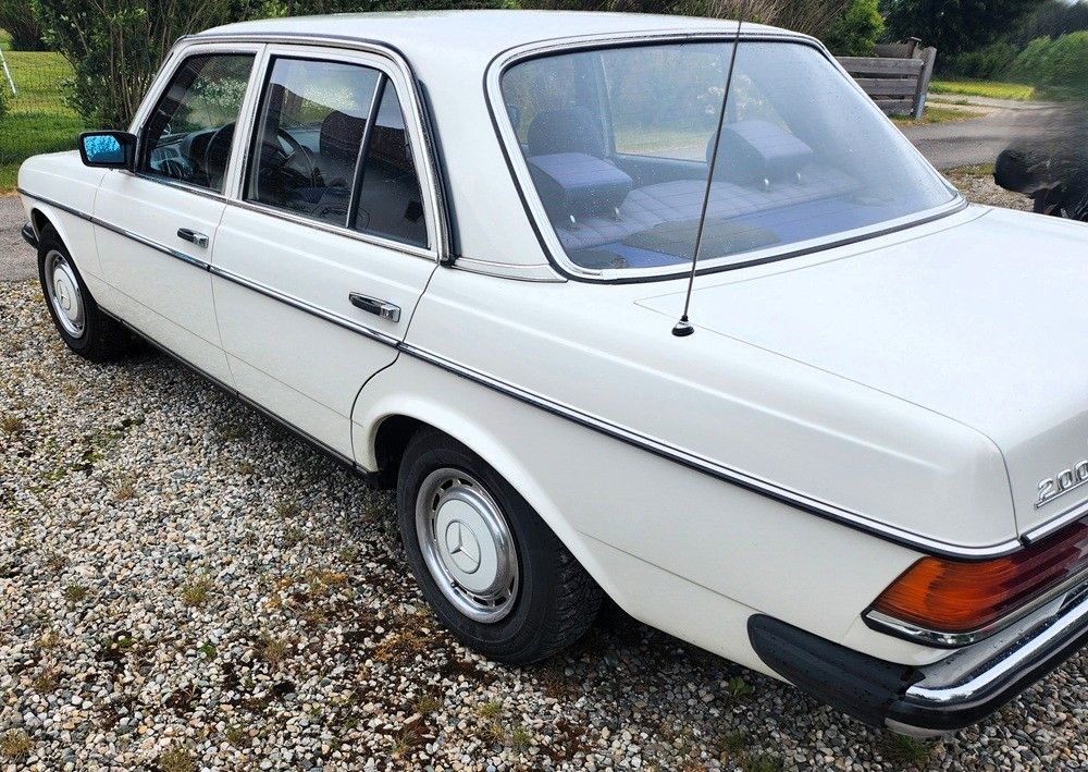 Mercedes-Benz W123 200 TÜV NEU WGA Note 2 H-Kennzeichen TOP!!