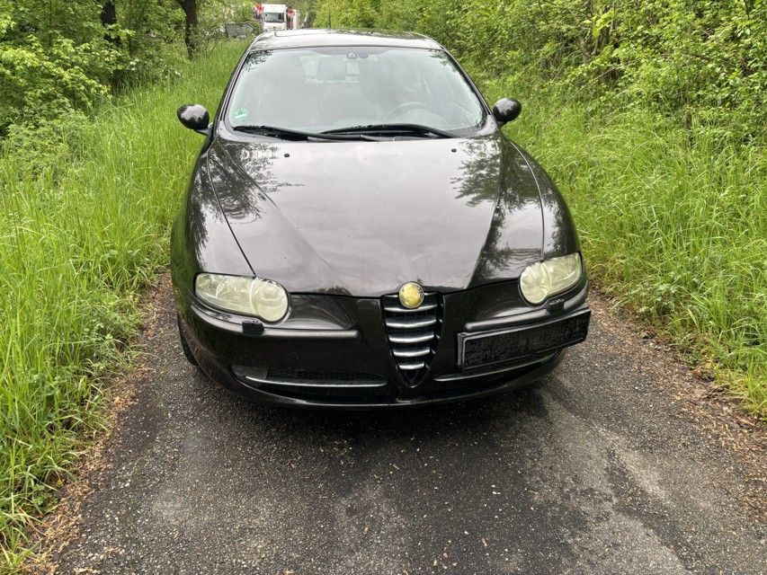 Alfa Romeo 147 2.0 16V Selespeed Distinctive Distinctive
