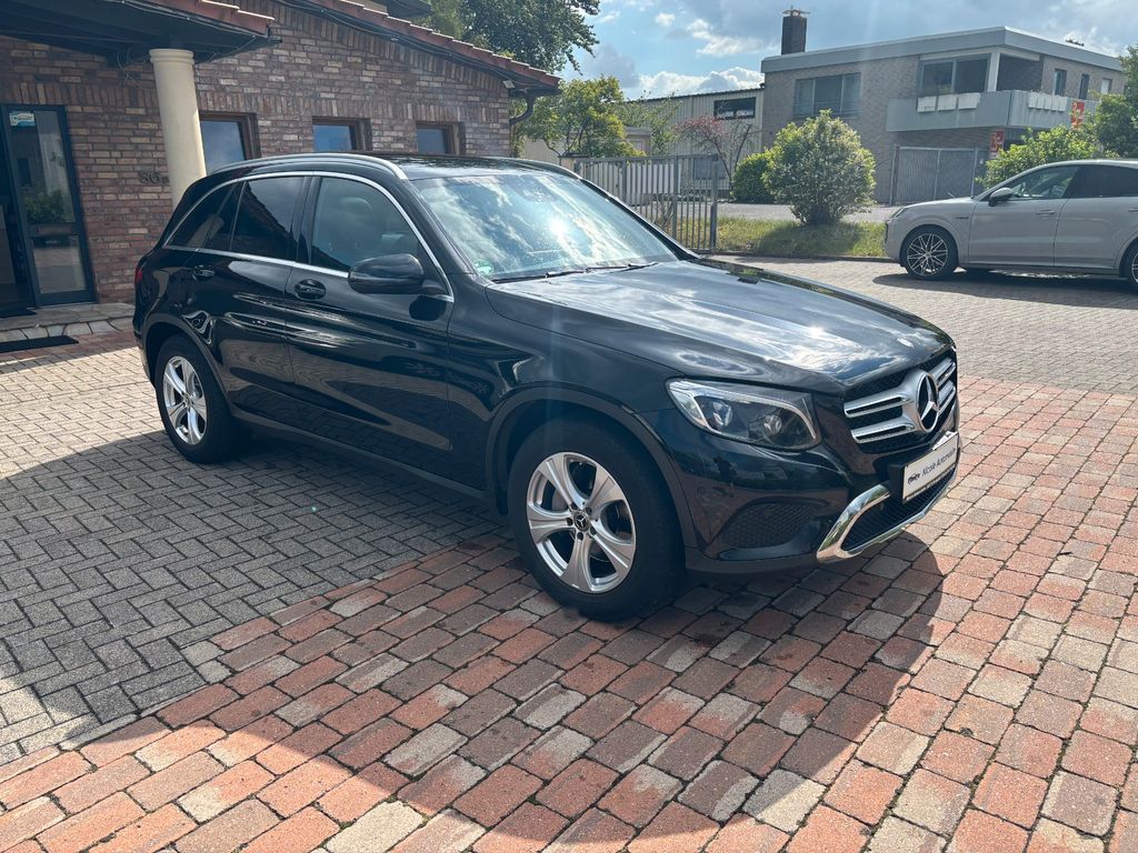 Bild des Angebotes Mercedes-Benz GLC 220 d 4Matic+AMG-Line+Led+Panorama+