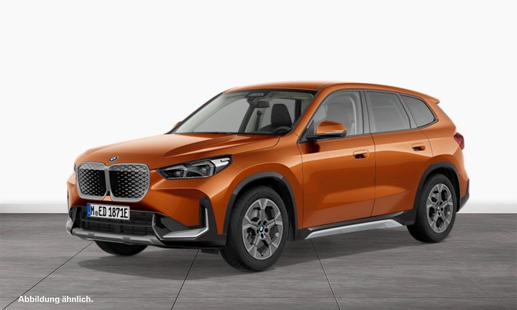 Bild des Angebotes BMW iX1 xDrive30 °xLine° AHK 360°Kamera Head-Up