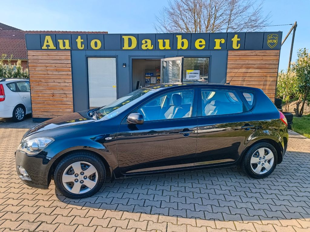 Bild des Angebotes Kia Ceed 1,4i+Klima+EFH+ZV/FB+USB+EU4+Garantie