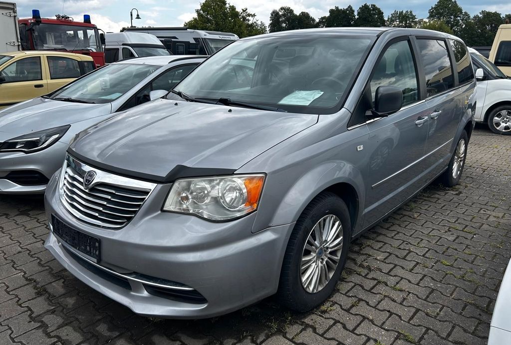 Bild des Angebotes Lancia Voyager 2.8 CRD 1. Hand 7 Sitzer Alu Klimaaut.