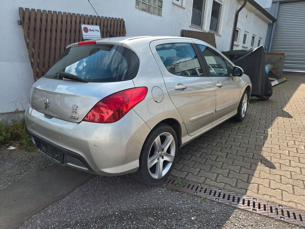 Bild des Angebotes Peugeot 308 Sport 120 VTi Sport