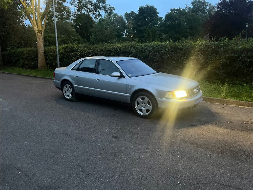 Audi A8 3.3TDI tiptronic quattro -