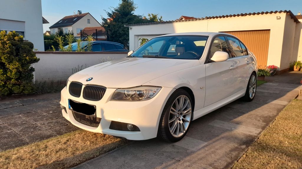 Bild des Angebotes BMW 330d E90 - M-Paket LCI AHK