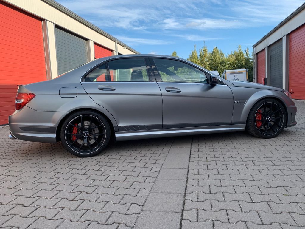 Mercedes-Benz C 63 AMG Edition 507 Limousine MAGNO PLATIN MATT
