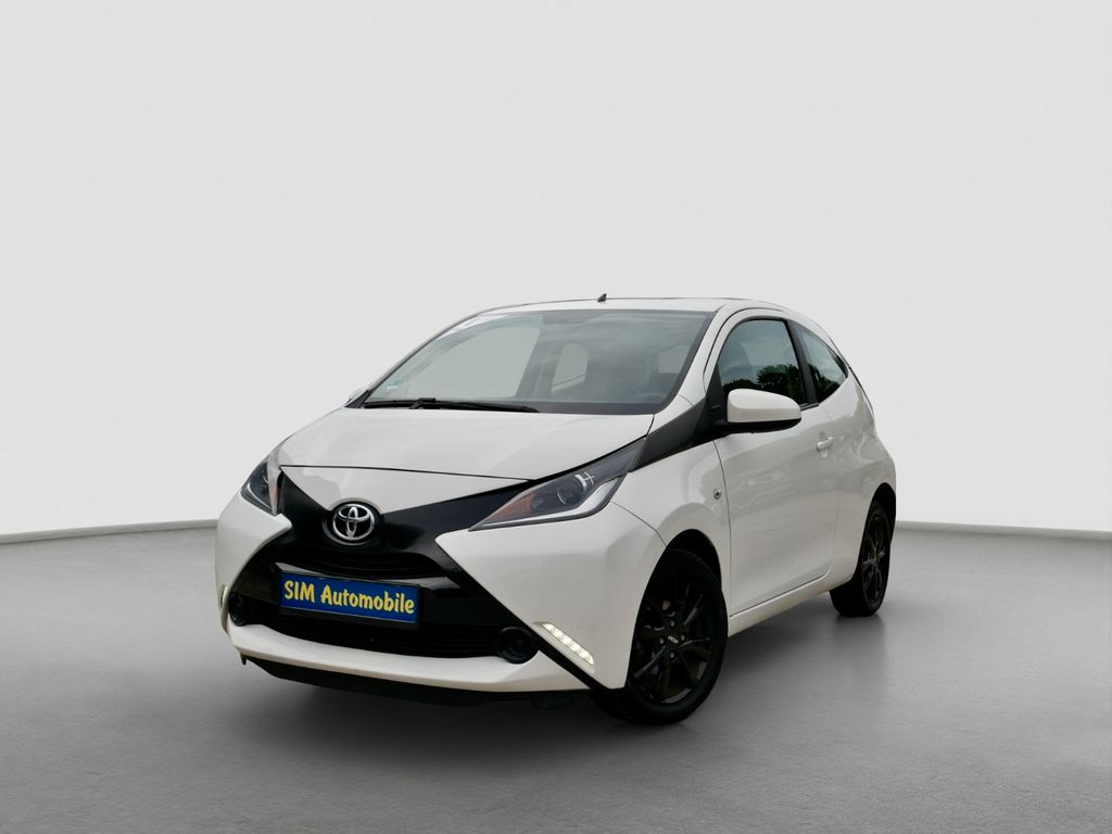 Bild des Angebotes Toyota Aygo AYGO x-play+Klima+LMF
