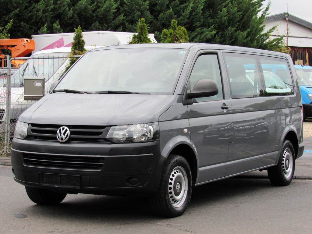 Bild des Angebotes Volkswagen T5 2.0 TDI 103kW lang 2.8t 4-Sitzer 1.HD