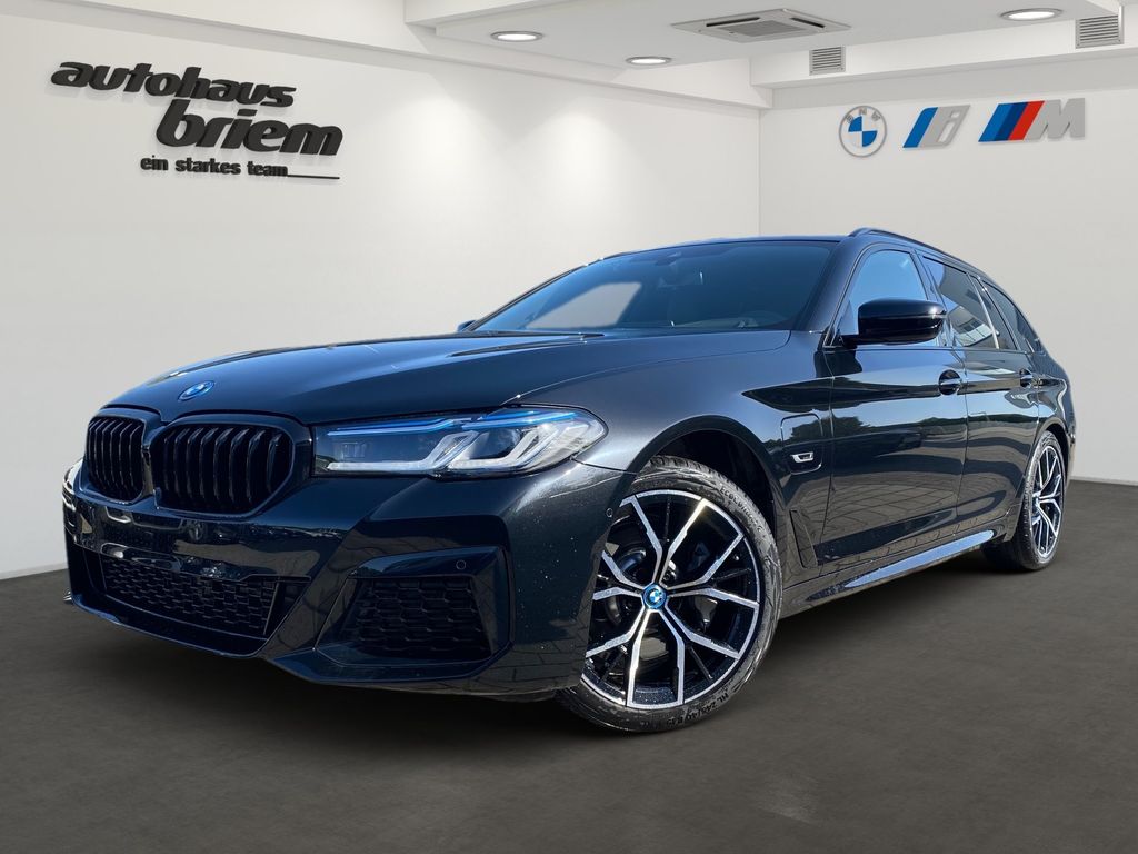 Bild des Angebotes BMW 530e xDrive Touring, HYBRID, ABVERKAUFSPREIS