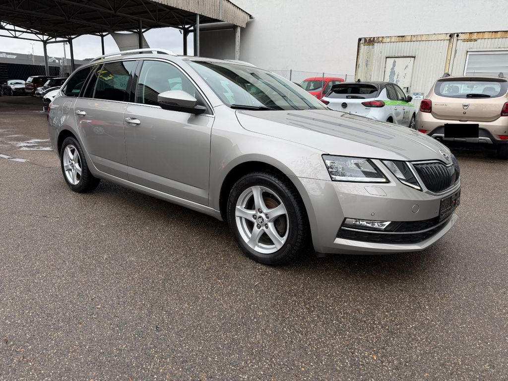 Bild des Angebotes Skoda Octavia Combi Style/1.HAND