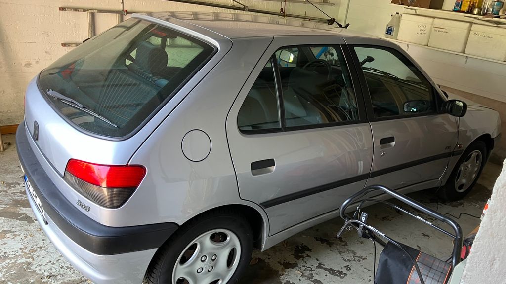 Bild des Angebotes Peugeot 306 1.8 XR Garagenwagen