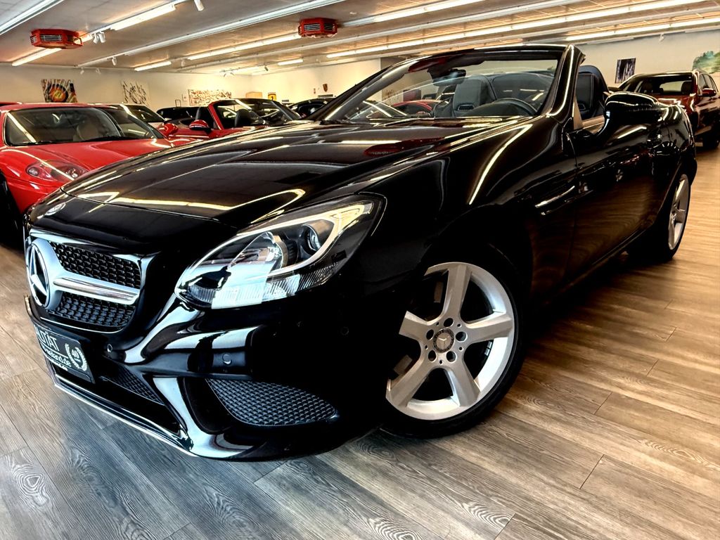 Bild des Angebotes Mercedes-Benz SLC 200 Roadster Autom Airsc Leder P Dach Navi