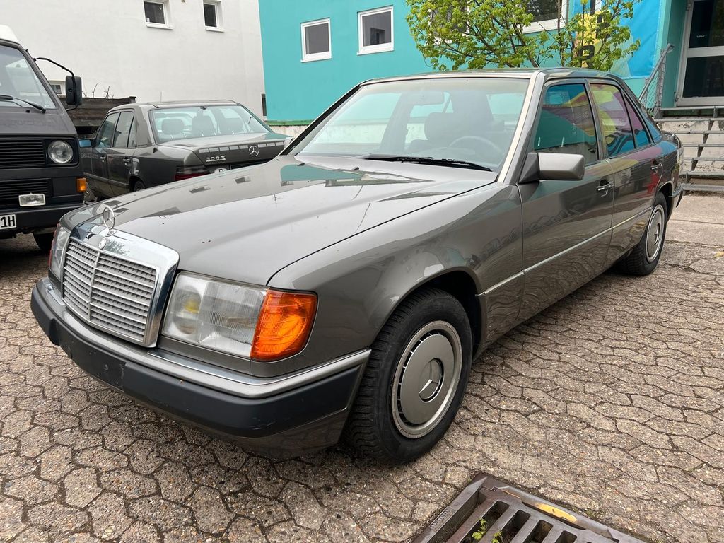 Bild des Angebotes Mercedes-Benz 250D W124 Automatik