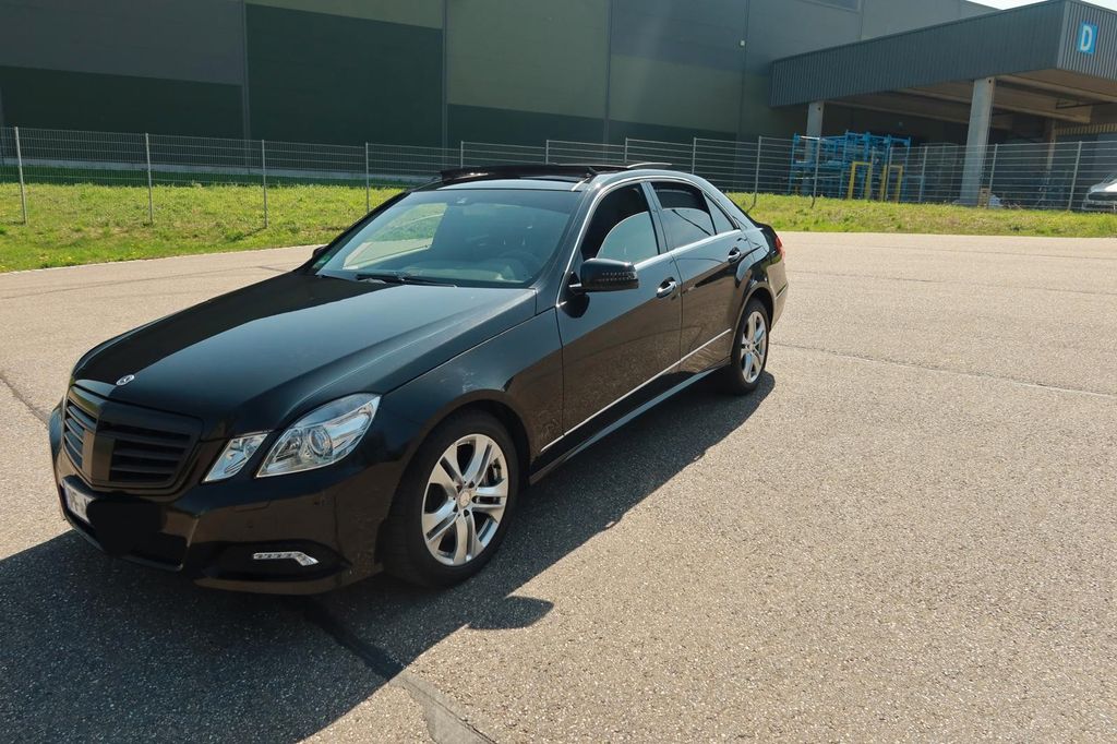 Bild des Angebotes Mercedes-Benz E 500  AVANTGARDE 5,5