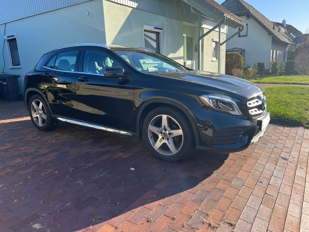 Bild des Angebotes Mercedes-Benz GLA 200 AMG Line, Automatik, Benzin, TOP Zustand