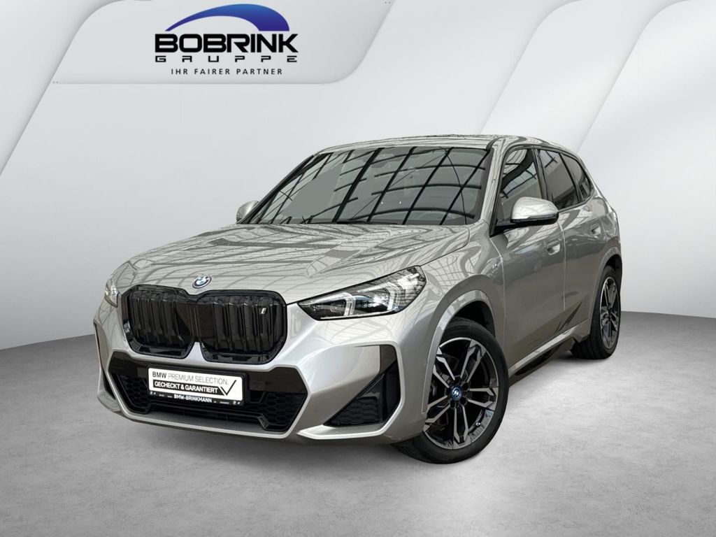 Bild des Angebotes BMW iX1 xDrive30 Elektro M Sport AHK Pano DrivingAss