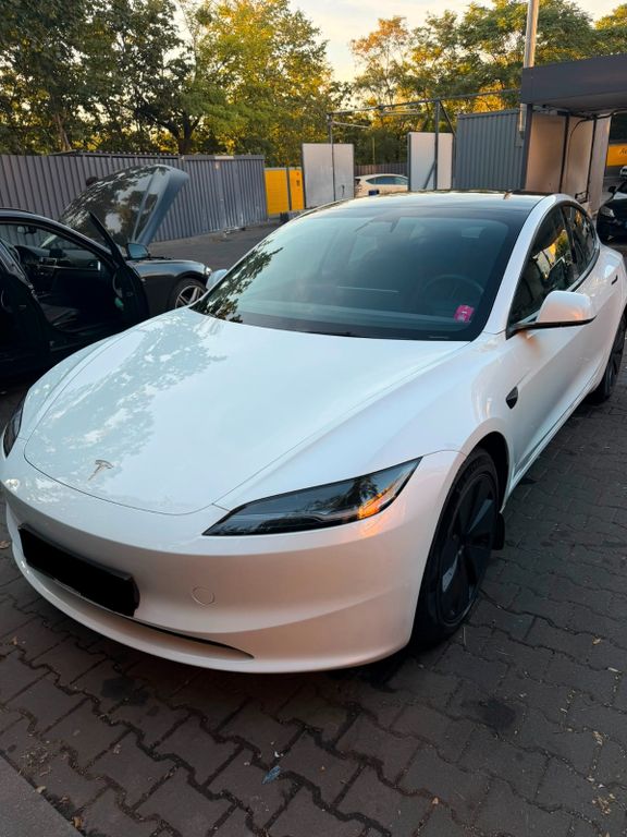 Bild des Angebotes Tesla Model 3 facelift Long Range Duel Motor FSD.warmp