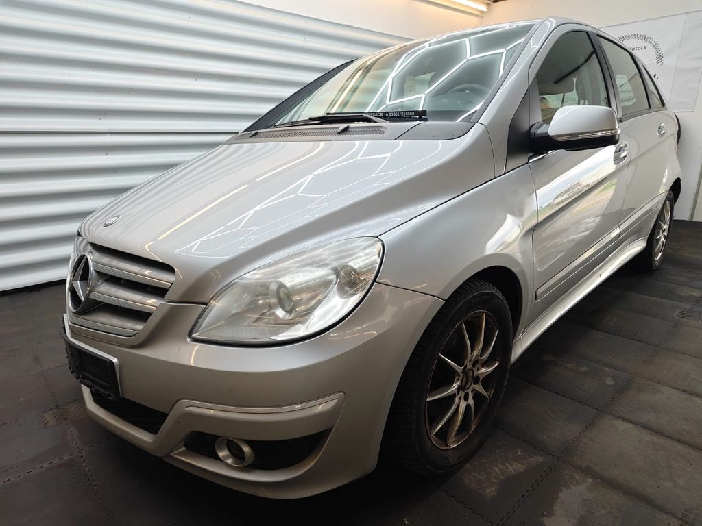 Bild des Angebotes Mercedes-Benz B180 CDI Sitzheizung Navi Bordcimputer metallic