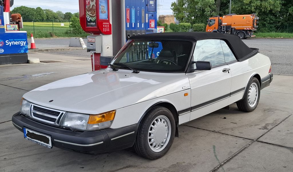 Bild des Angebotes Saab 900i Cabrio
