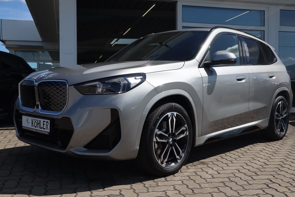 Bild des Angebotes BMW iX1 xDrive30 M Sport/HK/HeadUp/Memory/Lhz/Shz