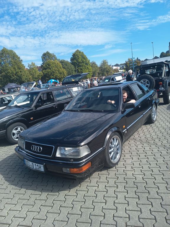 Audi V8