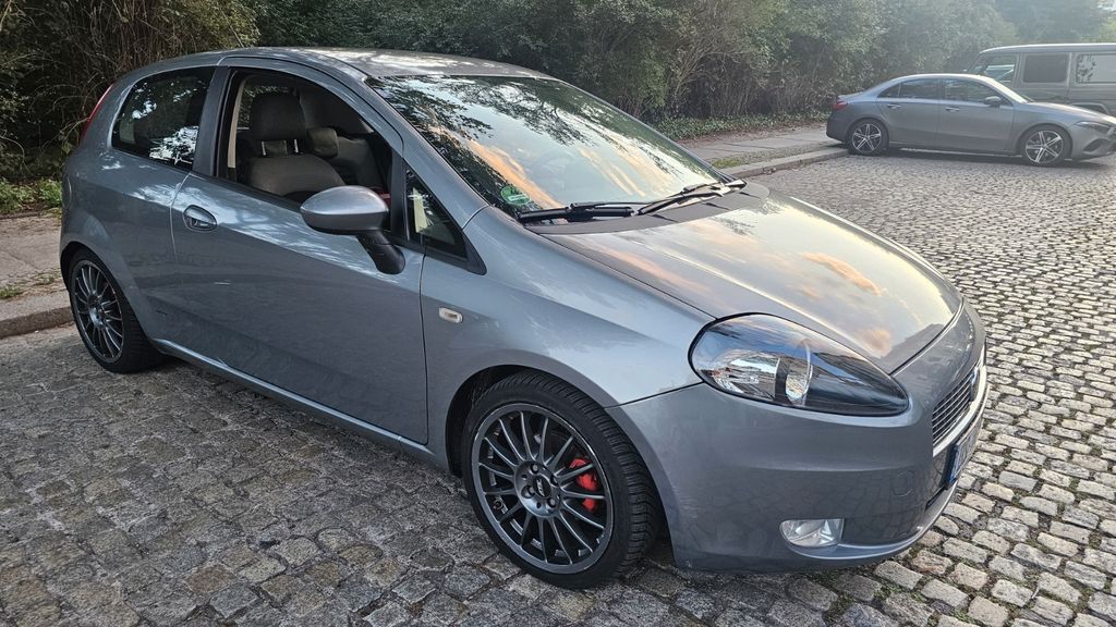 Bild des Angebotes Fiat Punto 1.4 | Navi | ZR | Kupplung | Tiefergelegt