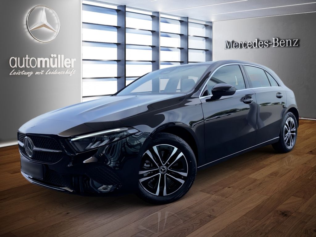 Bild des Angebotes Mercedes-Benz A 250 e PROGR.+AHK+PANO+STNDHZ+LHZG+LED+KAM+11KW