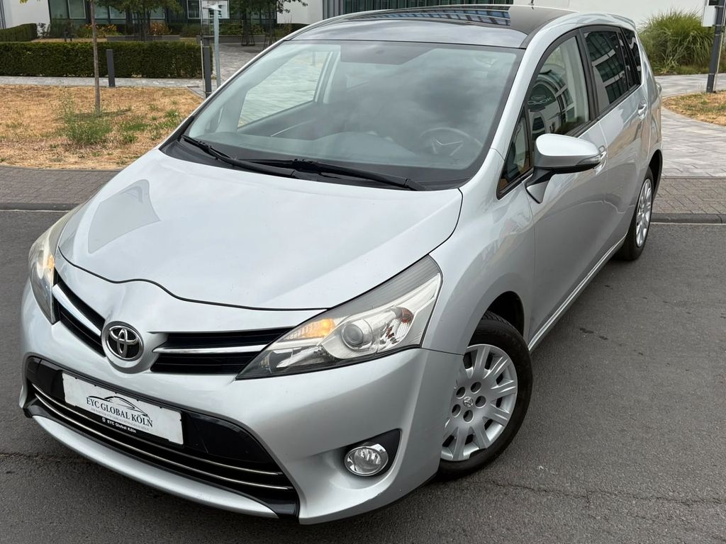 Bild des Angebotes Toyota Verso SkyView Edition,Panorama